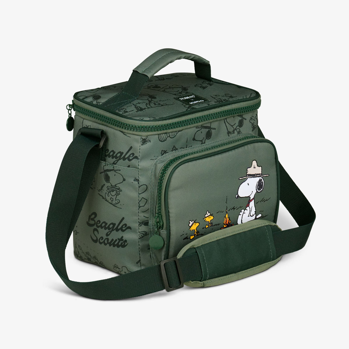 peanuts-beagle-scouts-square-lunch-cooler-bag-r5 00027846-H.jpg