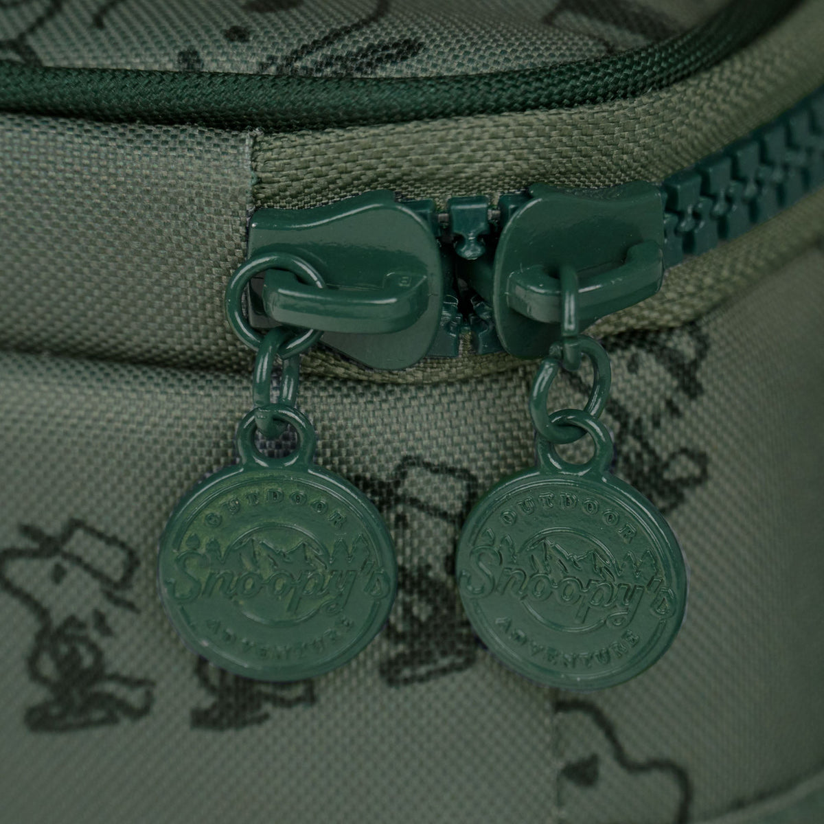 peanuts-beagle-scouts-square-lunch-cooler-bag-r5 00027846-Z.jpg