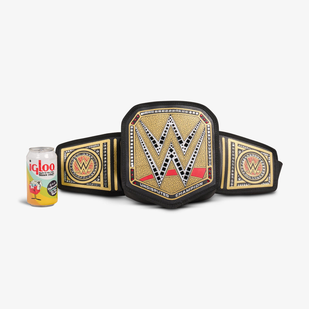 undisputed-wwe-championship-fanny-pack-m0 00027856-P.jpg