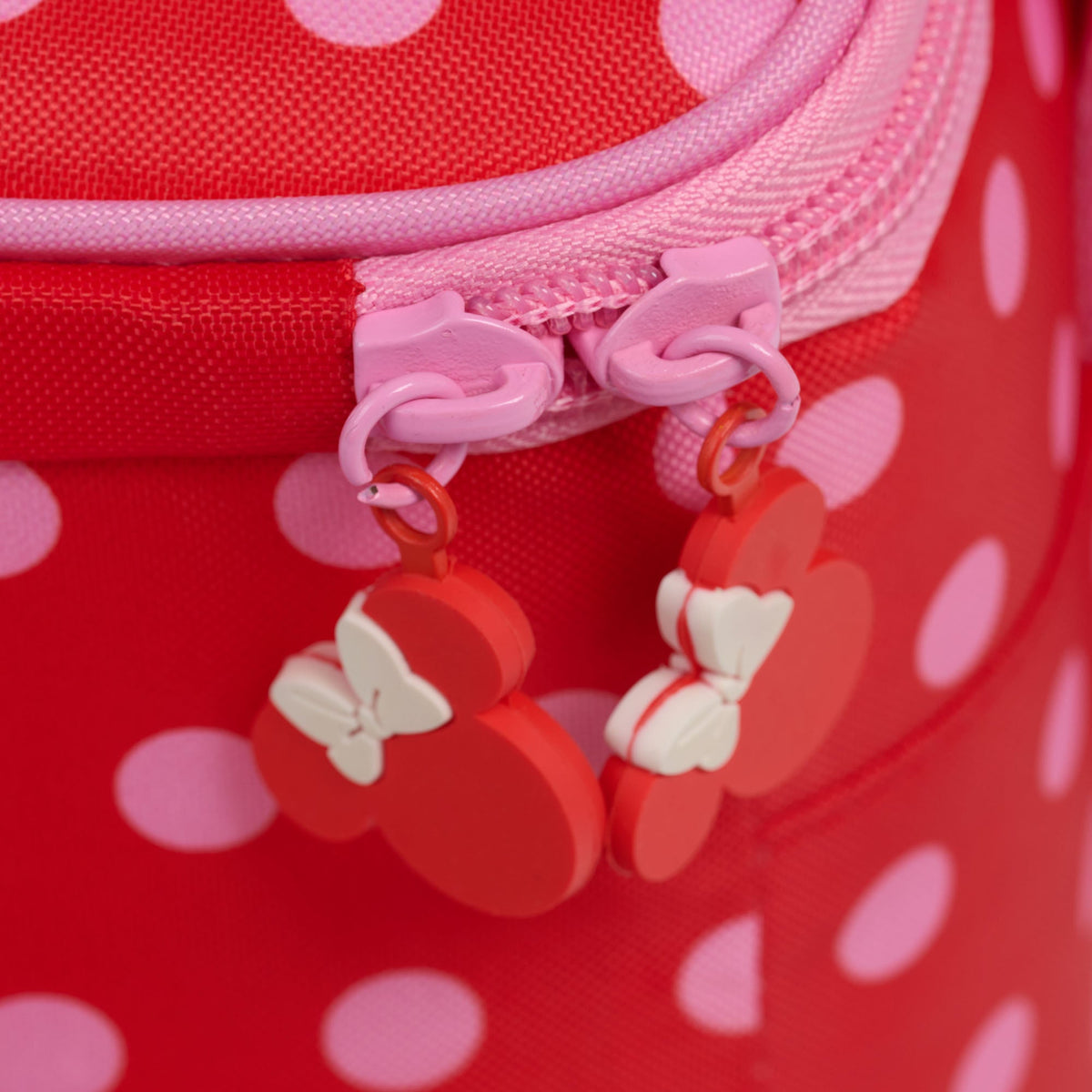 disney-minnie-mouse-polka-dots-square-lunch-cooler-bag-e1 00027930-Z.jpg