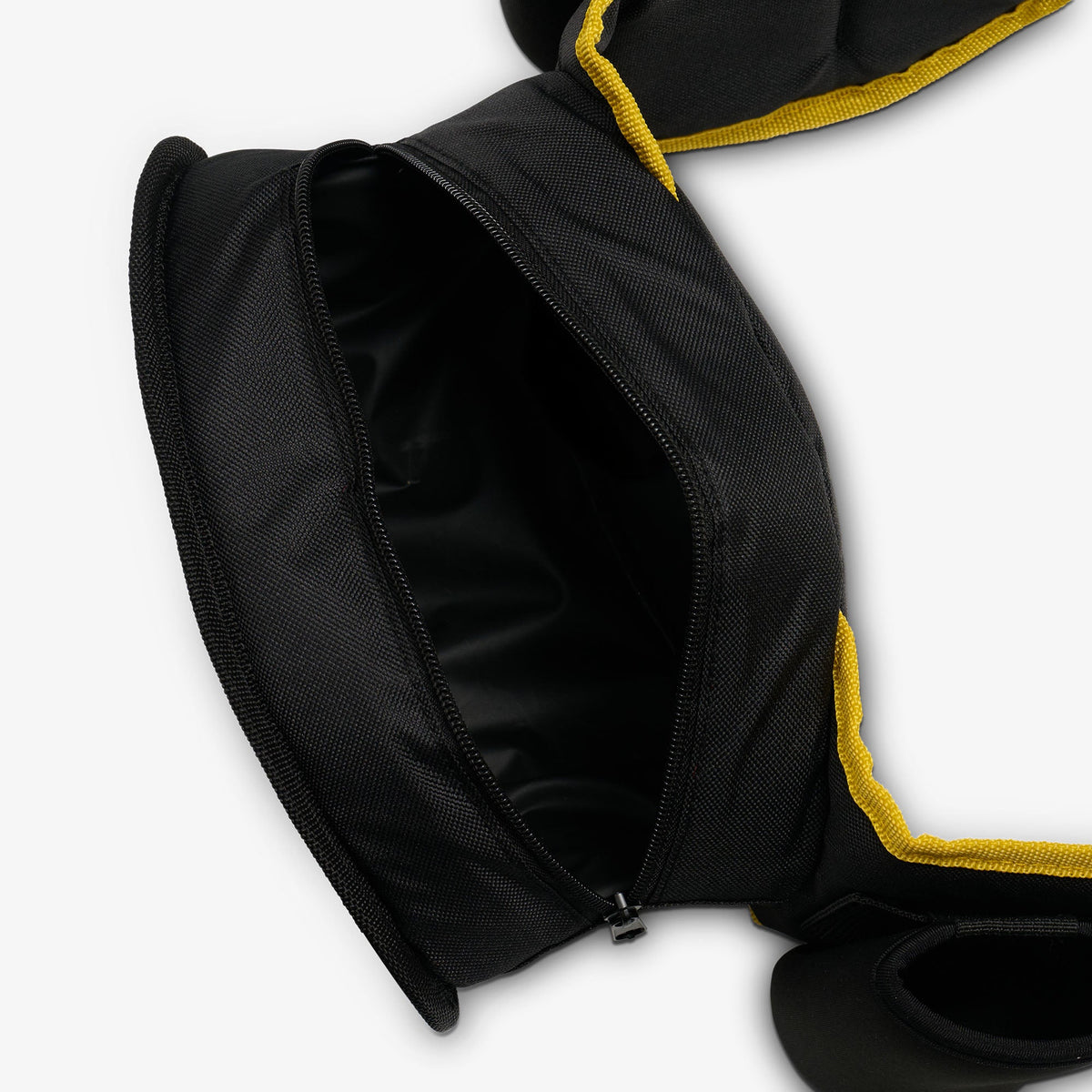 dc-super-heroes-batmantm-belt-fanny-pack-cooler-m1 00027936-O2.jpg