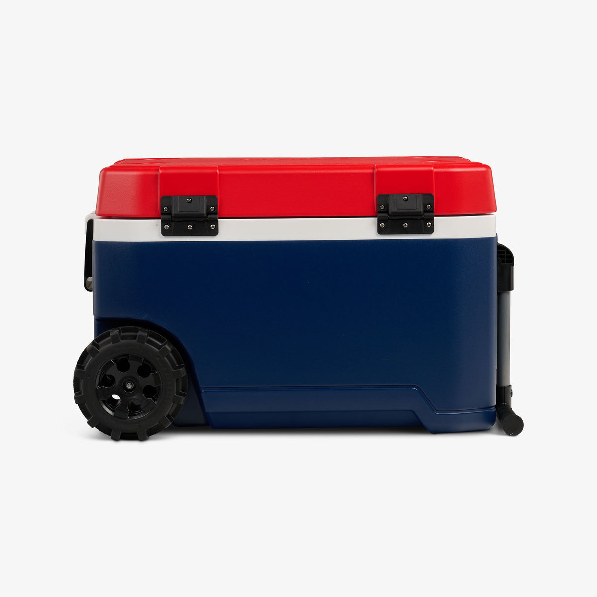trailmate-75-qt-roller-cooler-m1 00035111-BK.jpg