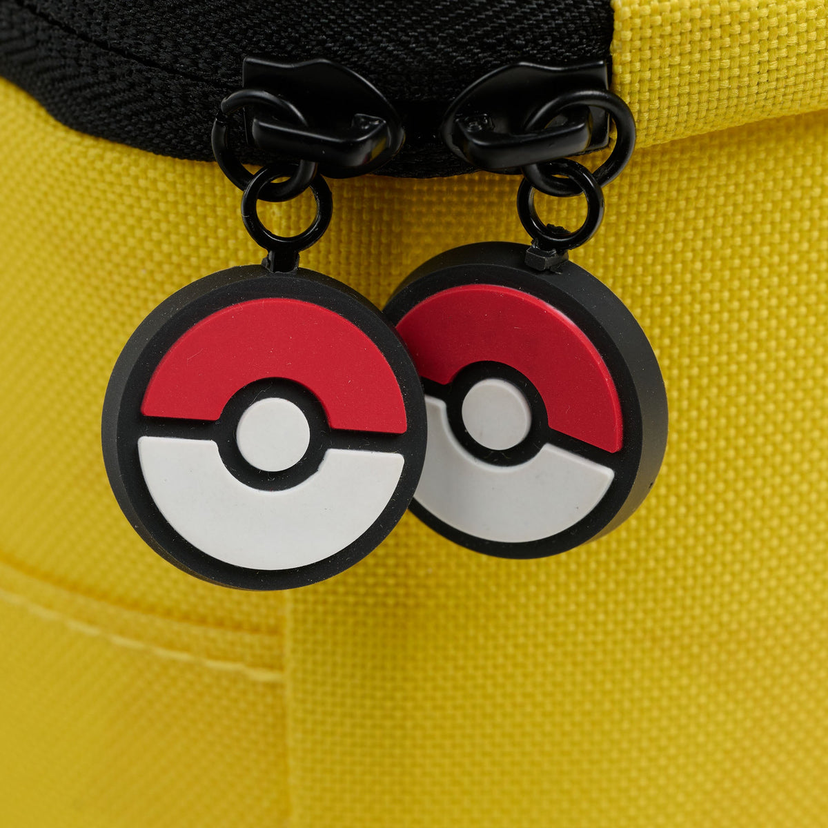 pokemon-pikachu-square-lunch-cooler-bag-k2 00066645-Z.jpg